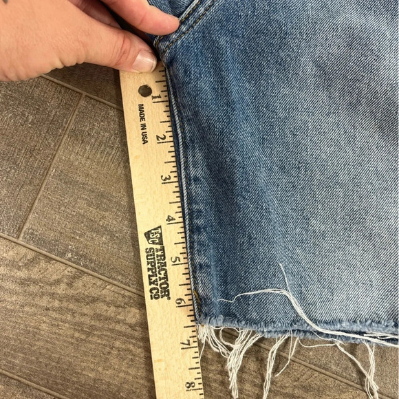 NWT Lovers and Friends Devon High Rise 90's Cut Off in Islandia - Picture 6 of 7